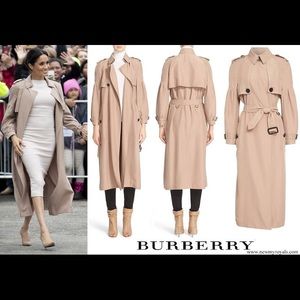 ✨✨SOLD!!!✨✨ Burberry Maythorne Blouson Silk Trench